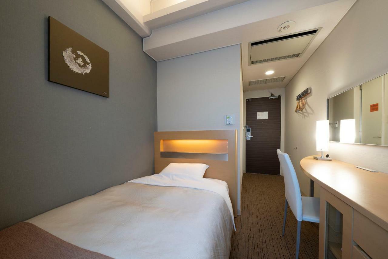 Hotel Binario Umeda Осака Экстерьер фото